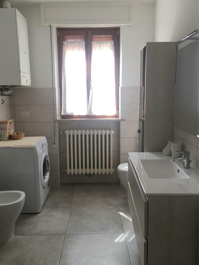 Casa Leo Apartment Fossombrone Luaran gambar
